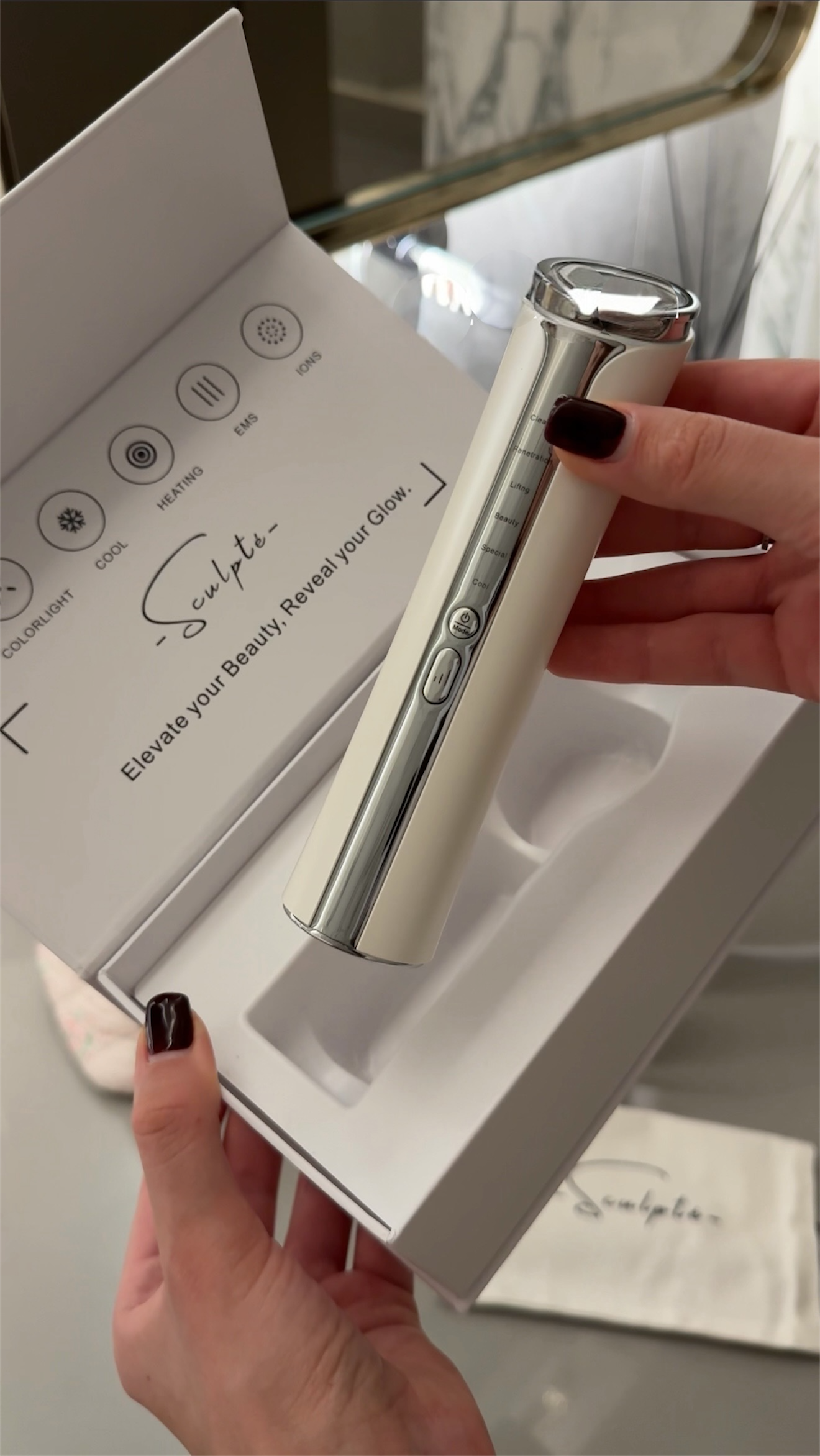 Sculpté Pro Facial
